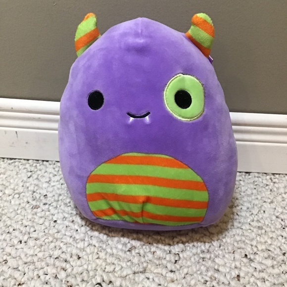 Marvin the monster Squishmallow - Picture 1 of 3
